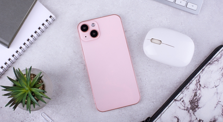 iphone 2.jpg iphone 2.jpg