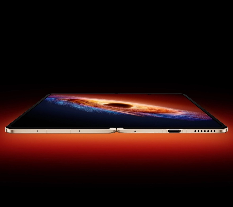 Дисплеи HONOR Magic V6