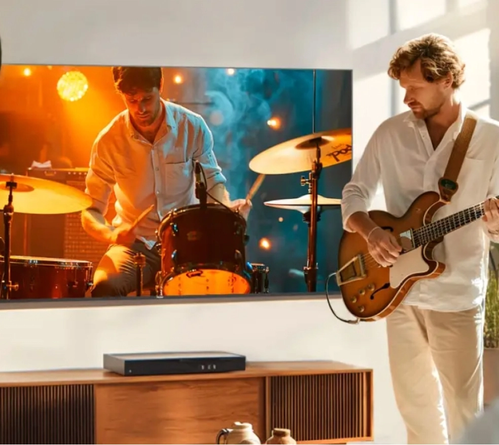 Haier 55 LED H1 экран