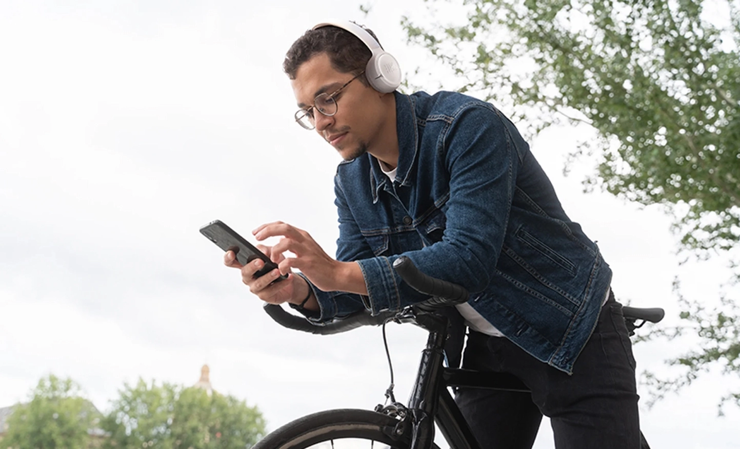 Преимущества JBL Tune 530BT