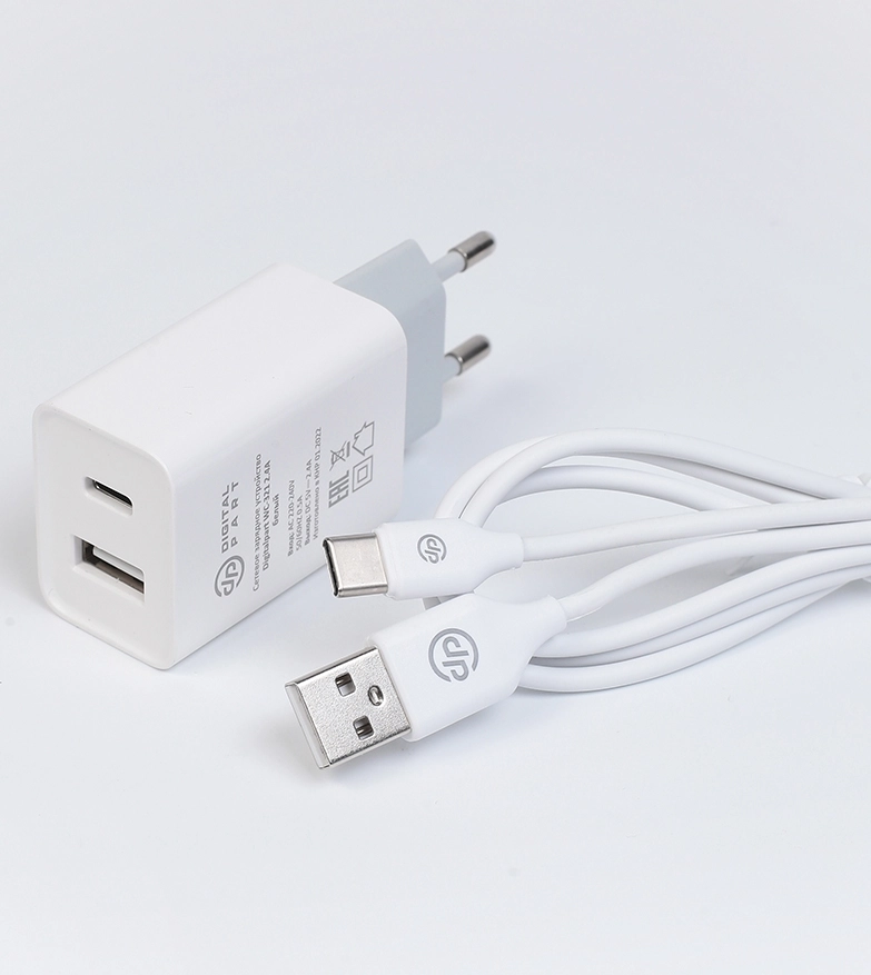 Digitalpart WC-321 2.4A USB + USB-C, белый