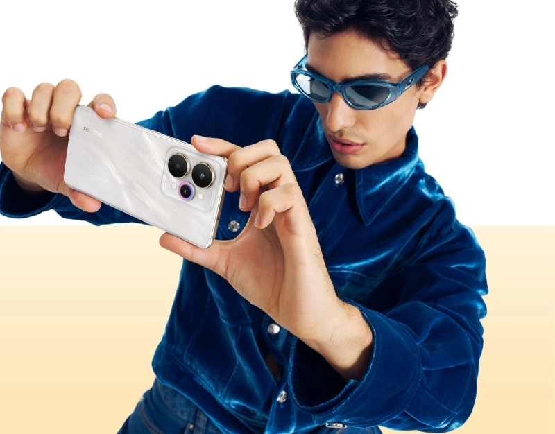 Realme 15 Pro-3.jpg Realme 15 Pro-3.jpg